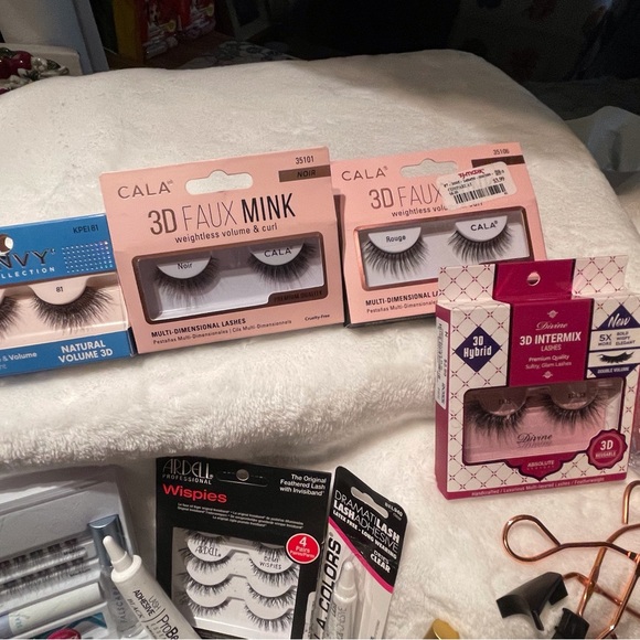 Eyelashes Bundle - Picture 6 of 13